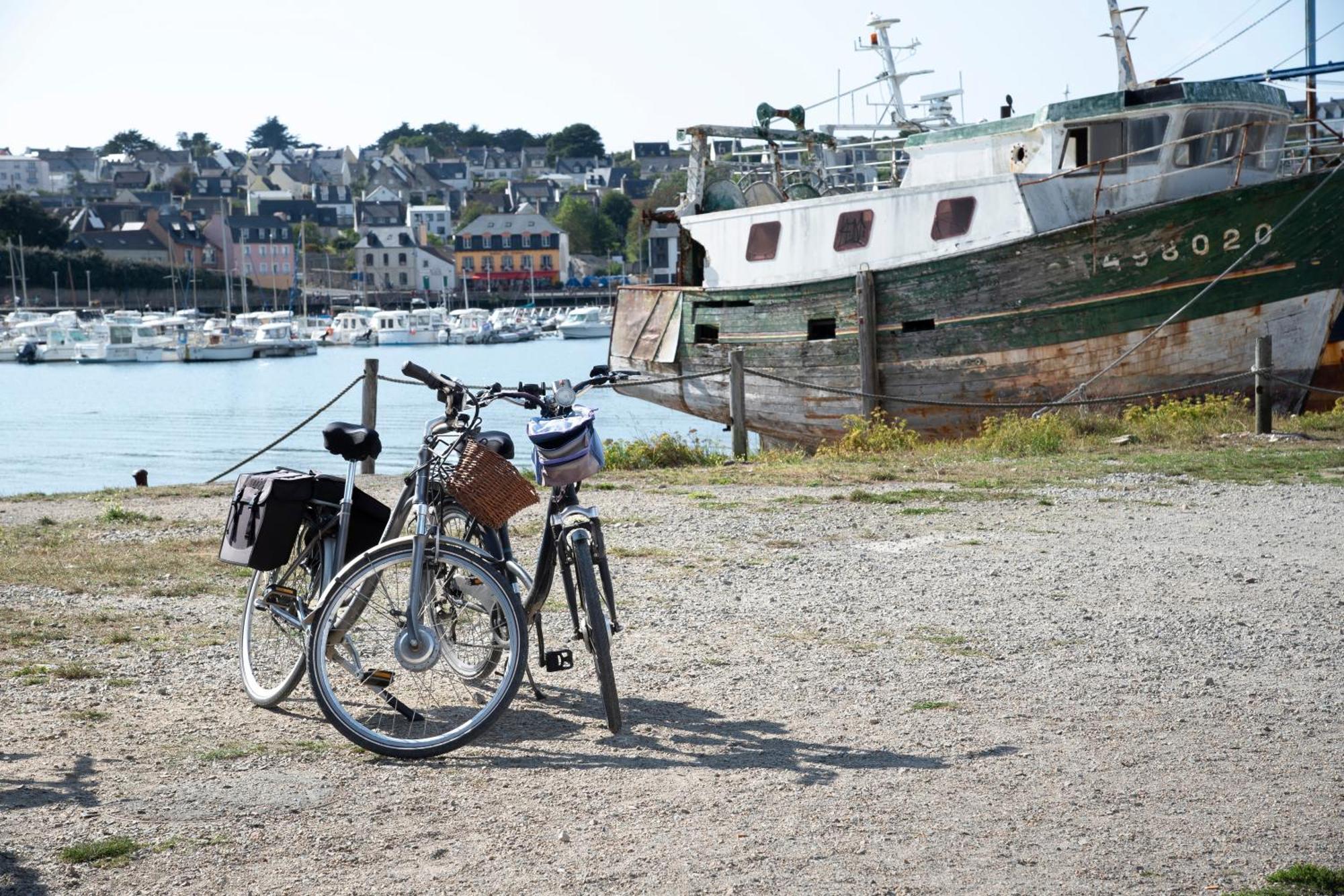 Le Tipi Bleu Tiny House Neuve Avec Terrasse Et Jardin Villa Camaret-sur-Mer Kültér fotó