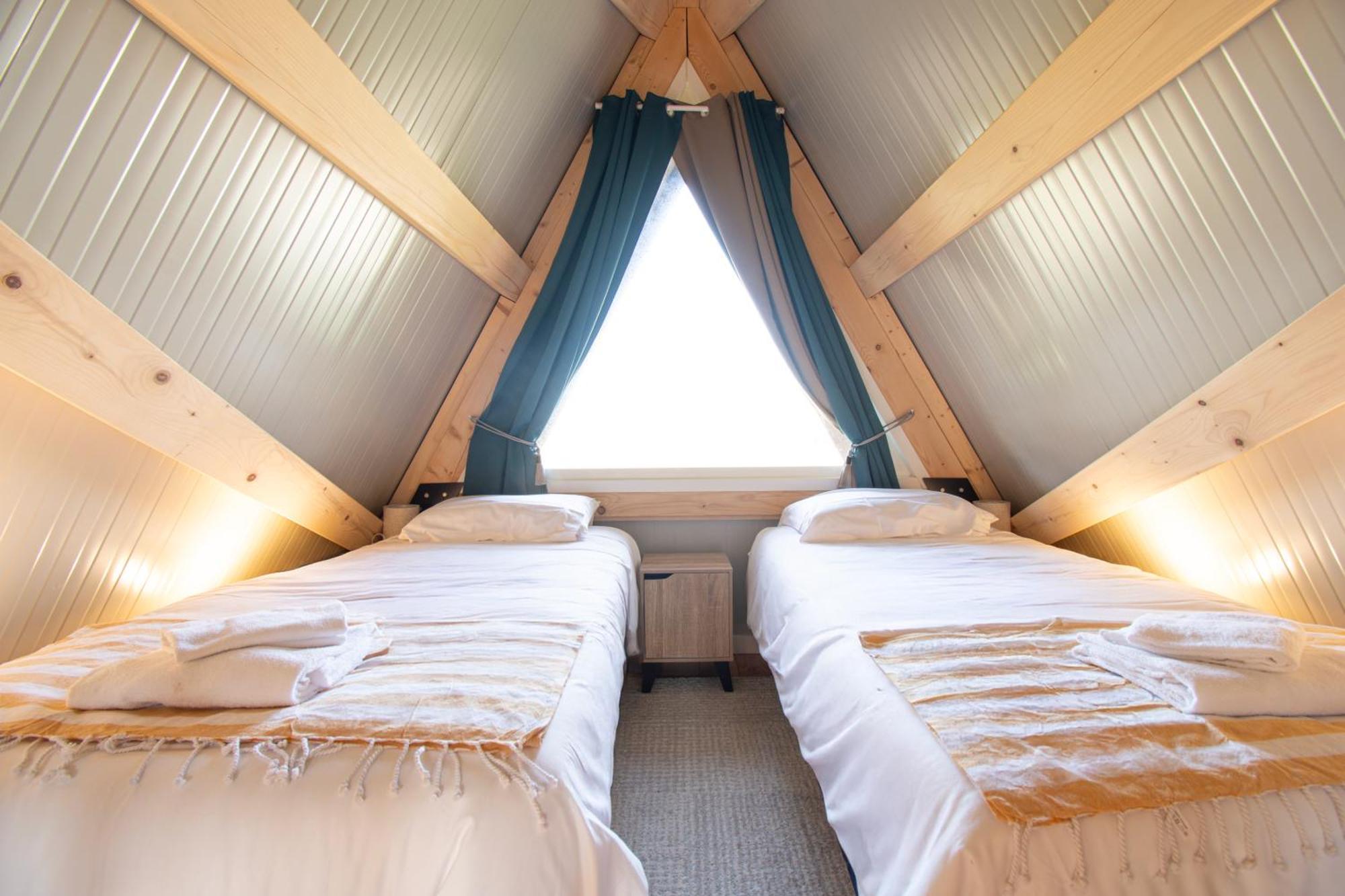 Le Tipi Bleu Tiny House Neuve Avec Terrasse Et Jardin Villa Camaret-sur-Mer Kültér fotó